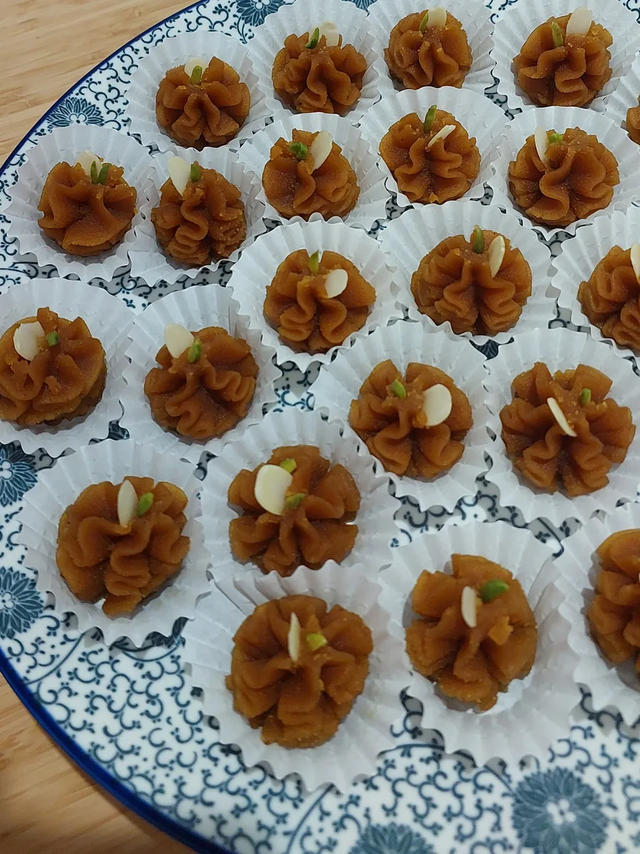 Halva (Persian Style)